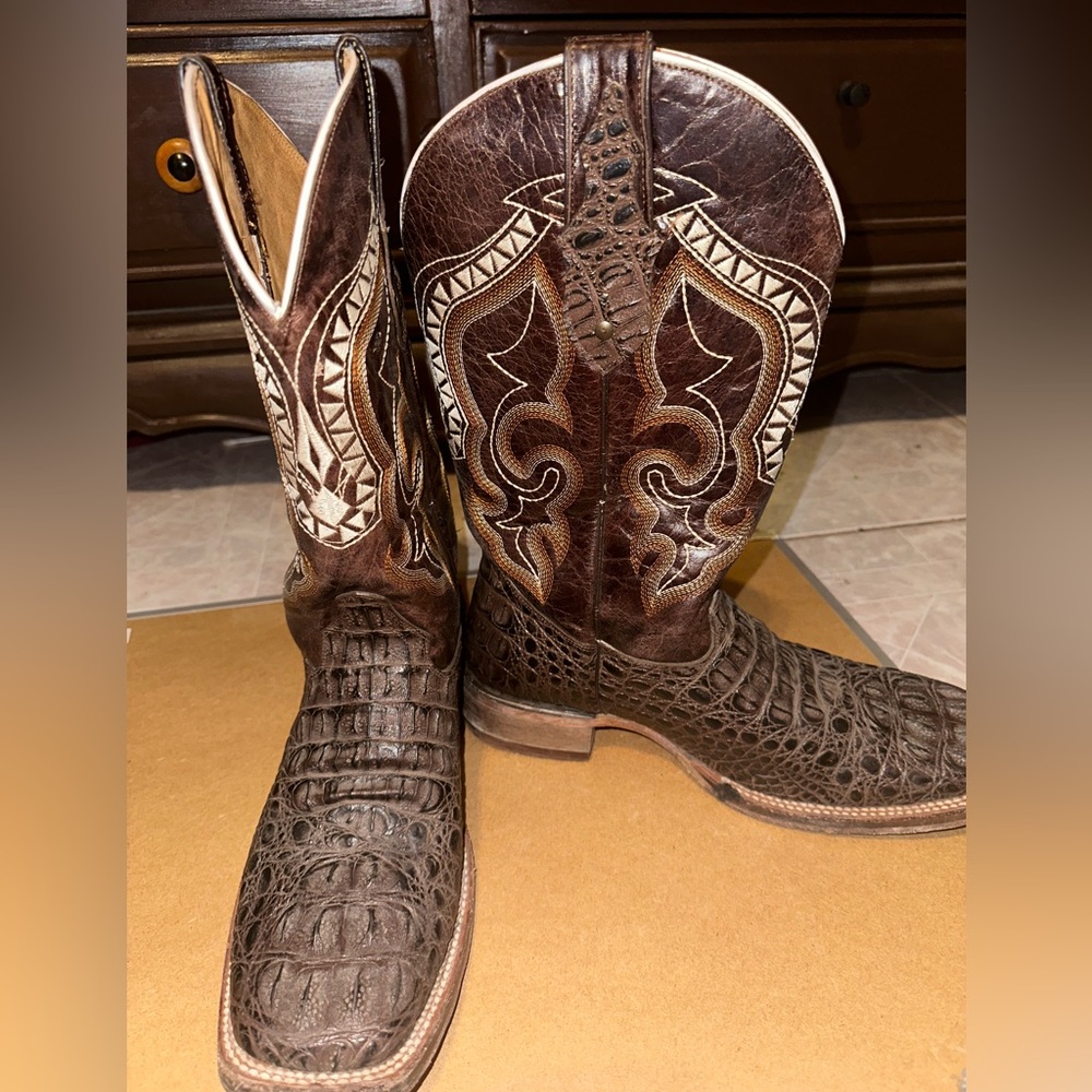 Like new only worn twice!
